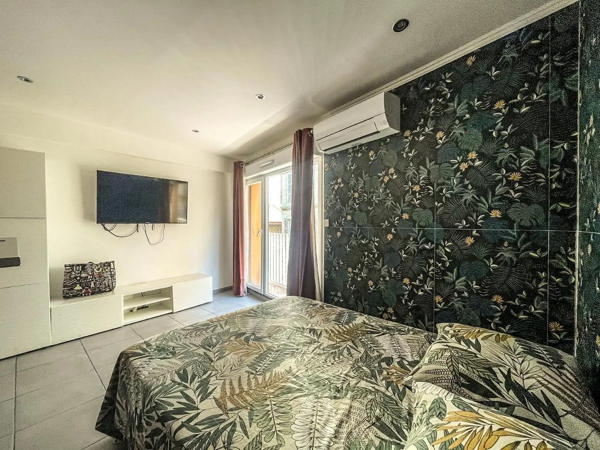 Ferienwohnung Le Saint Charles II Marseilles Privatunterkunft